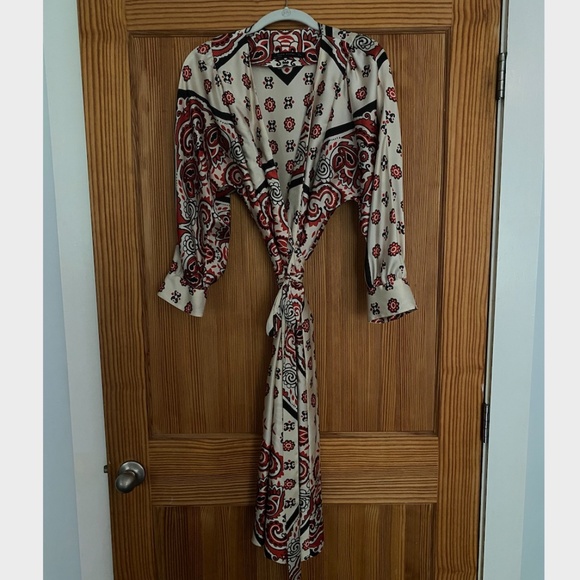 ZARA PRINTED WRAP DRESS - Picture 3 of 6